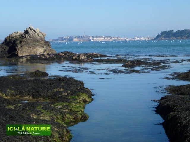 02-biking_holidays_france-brittany-dinard