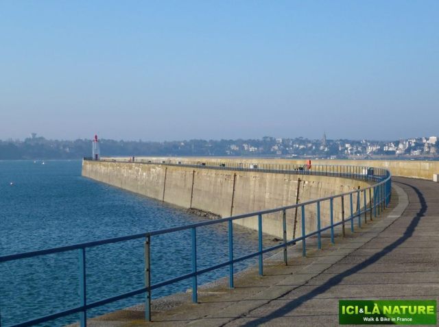 29-brittany_france_by_bike-saint_malo