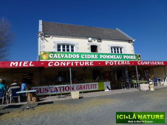 36-bicycle_tours_in_france-mount-saint-michel-france