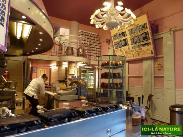 53-bike_touring_in_france-brittany-saint-malo