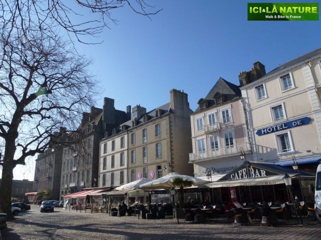 58-bicycle_tour_in_france-brittany-saint-malo