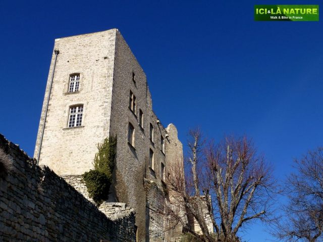 14-marquis_de_sade-castle-lacoste-vaucluse