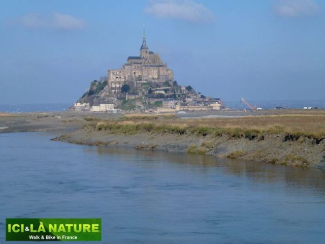 01-biking holidays mount saint mikael