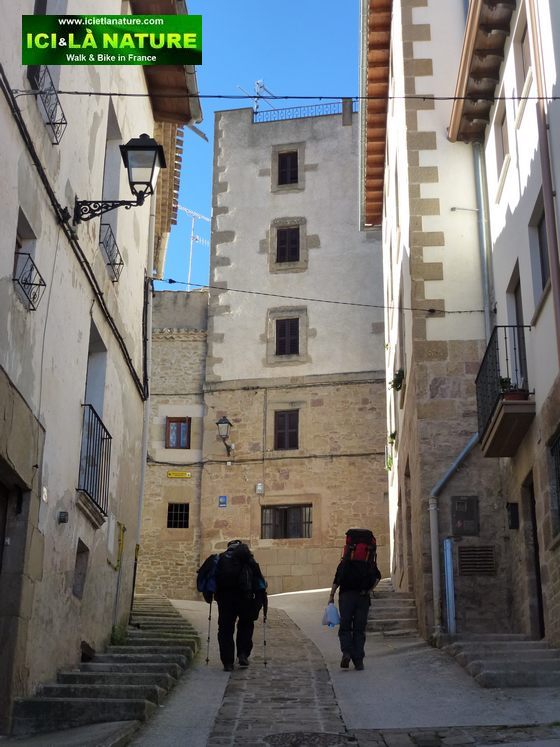 0306-walking_vacations_in_spain_the_way_of_saint-james