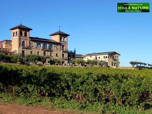 0709-walkin_discover_way_of_st-james-camino_de_santiago-spain