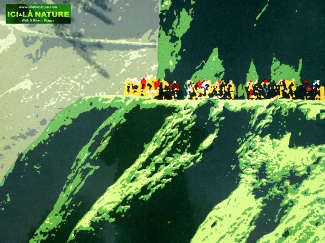 14-tour_de_france-mountain_road_in_pyrenees