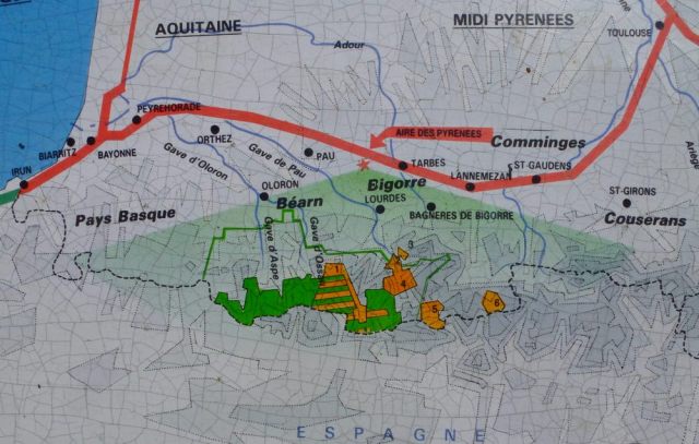 20-map_tour_de_france-mountain_pyrenees_monument