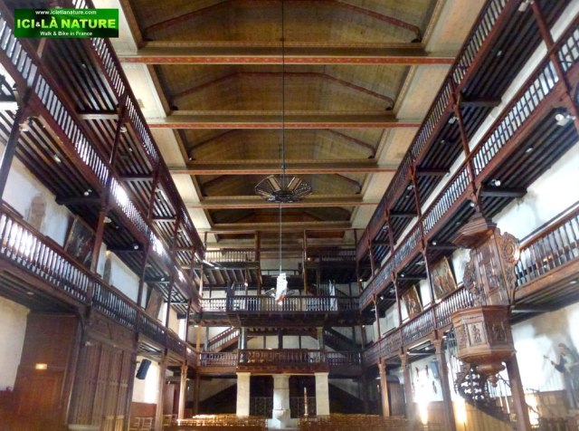 06-basque church ciboure ici et la nature