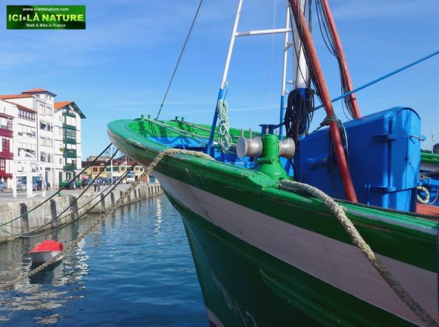 12-walking holidays ici et la nature