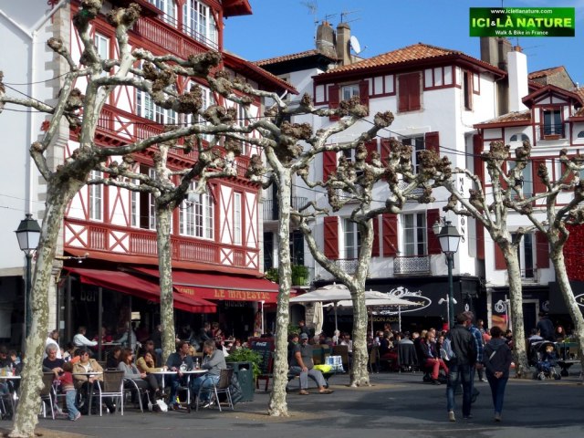 42-saint jean de luz holidays ici et la nature