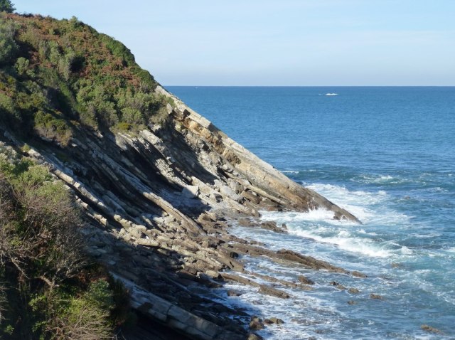 52-ici et la nature walking holidays france