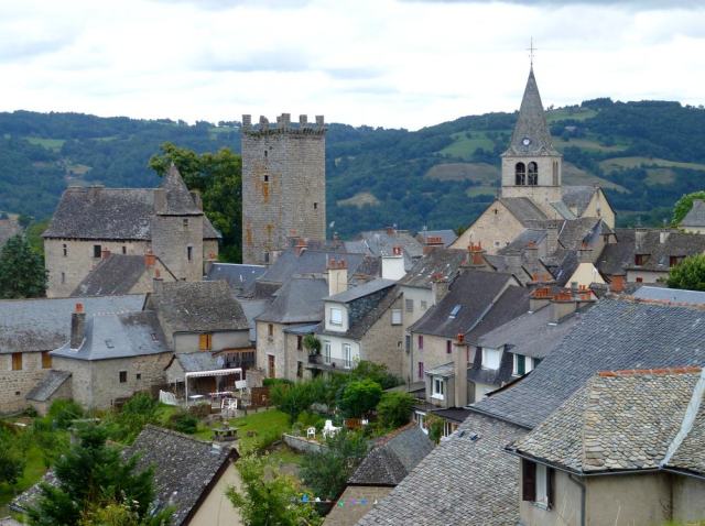 54-landscape village france senergues