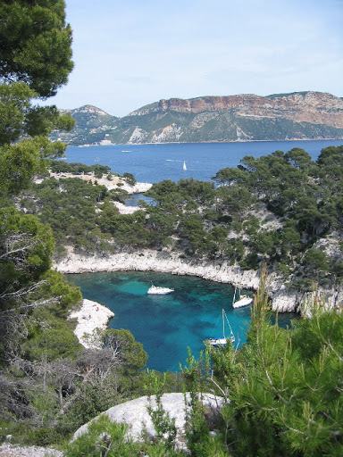 04-hiking france mediterranean sea