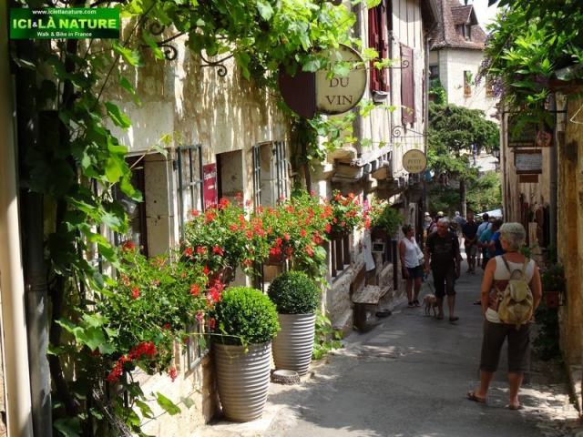 08-hiking tour holiday lot valley saint cirq lapopie