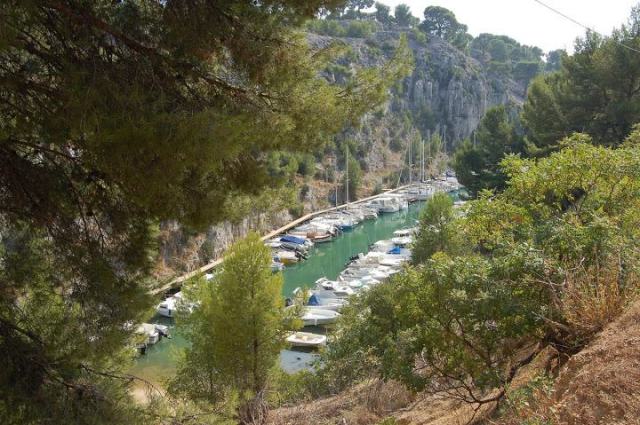 14-calanques cassis hiking trip