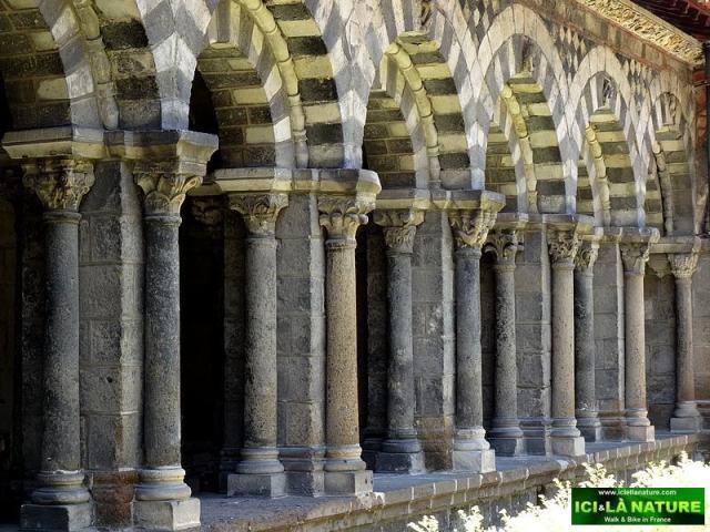 16-walking way of le puy