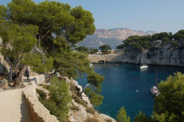 18-walk in provence calanques