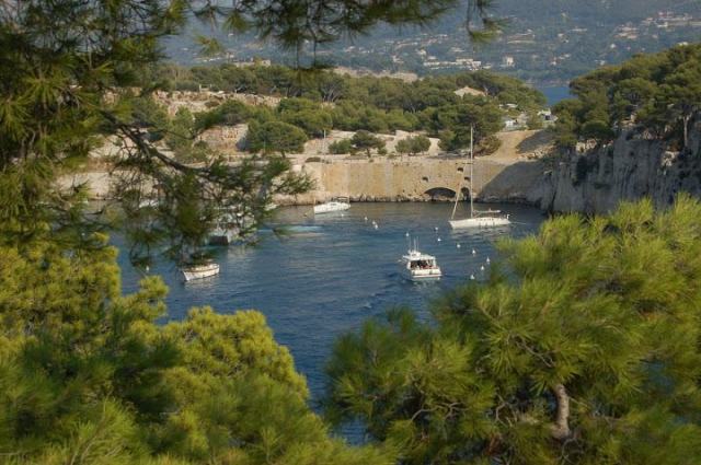 22-walking tour in calanques cassis france