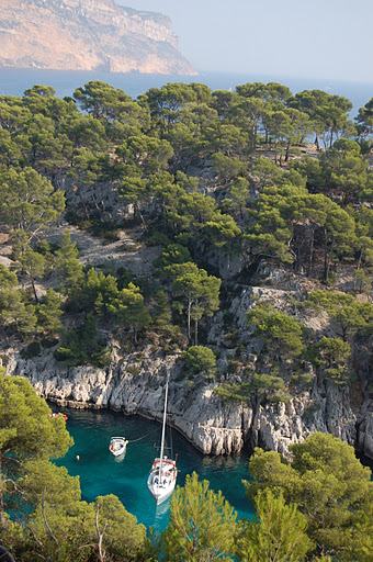 28-hiking holidays provence france