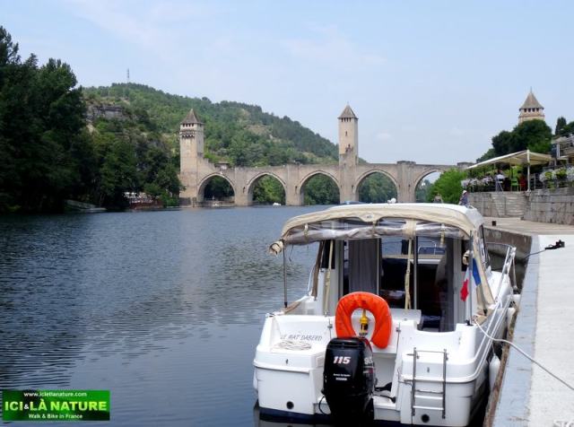 57-walking france cahors valentrey bridge