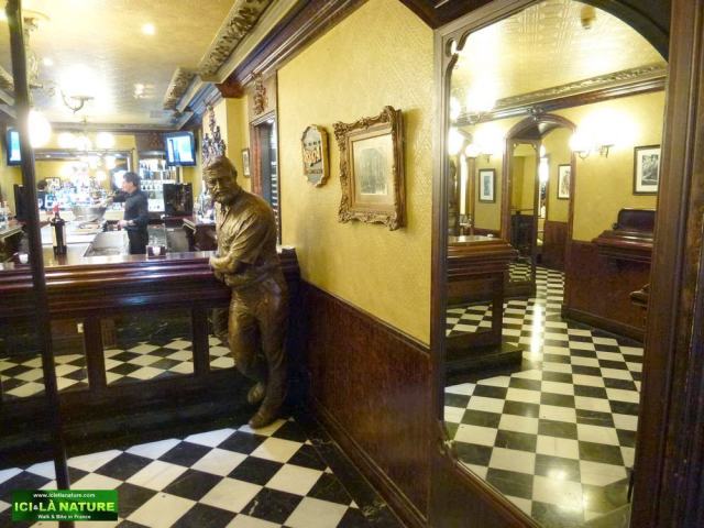 hemingway cafe iruna ici et la nature