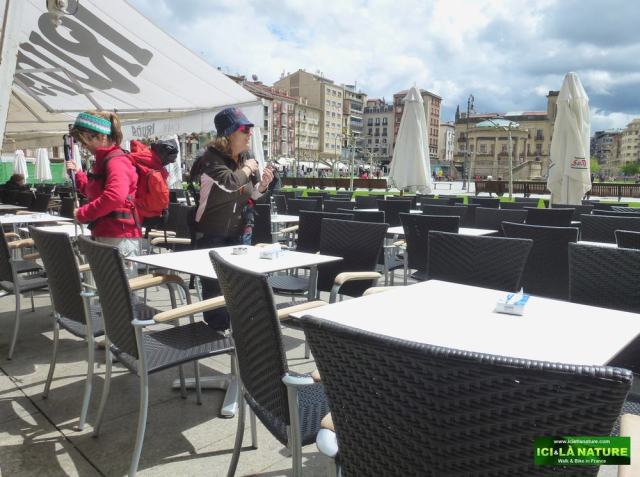 pamplona iruna cafe hemingway