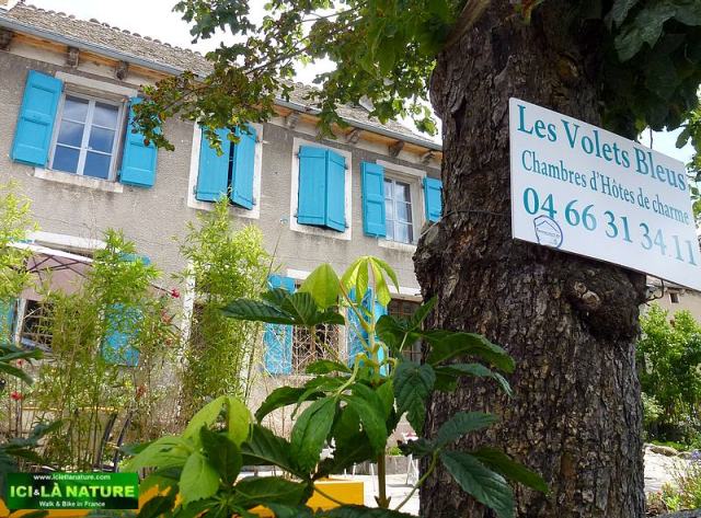 81-aumont-aubrac walking holidays france