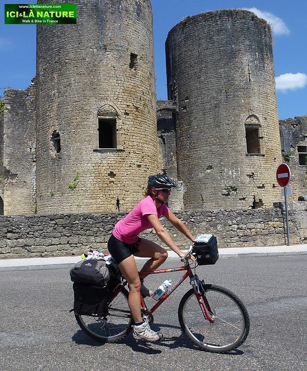 11-Villandraut castle