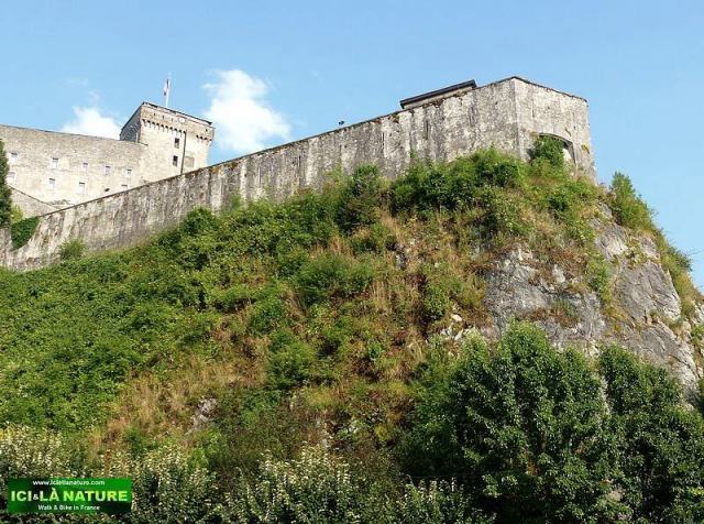 23-discover lourdes castle