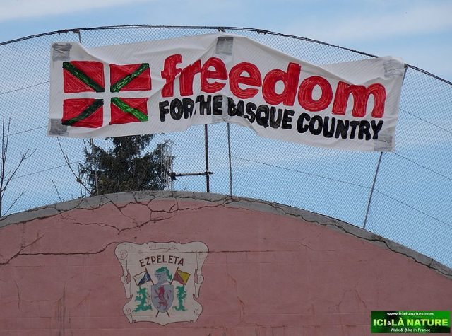 04-freedom for the basque country espelette