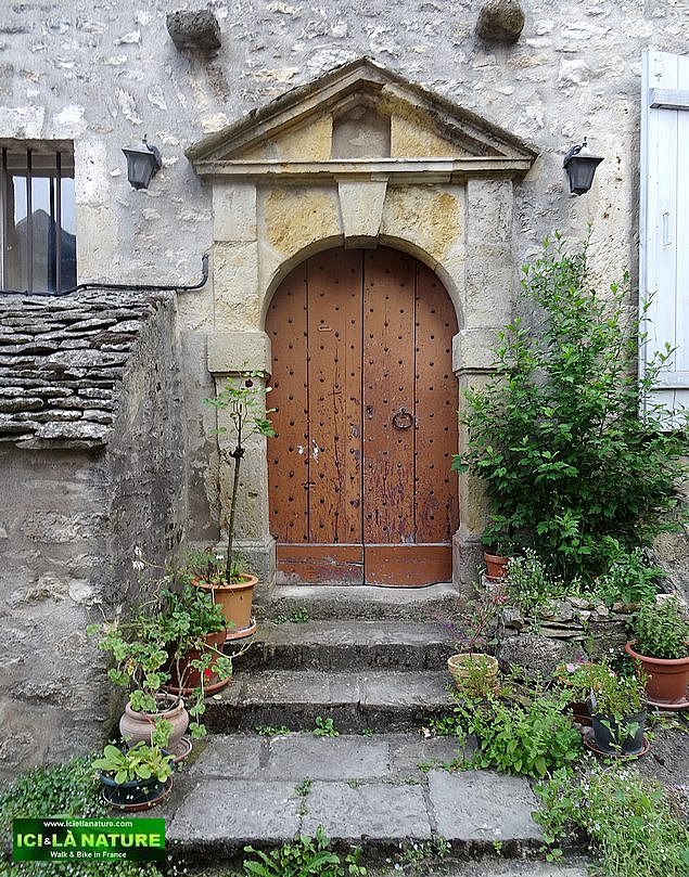 38-paris vezelay pilgrimage santiago