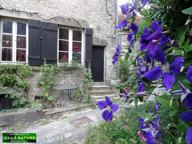 46-hiking paris vezelay camino