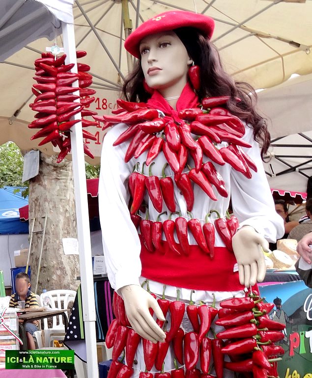 80-espelette red chili pepper woman