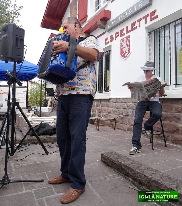 91-espelette accordeoniste