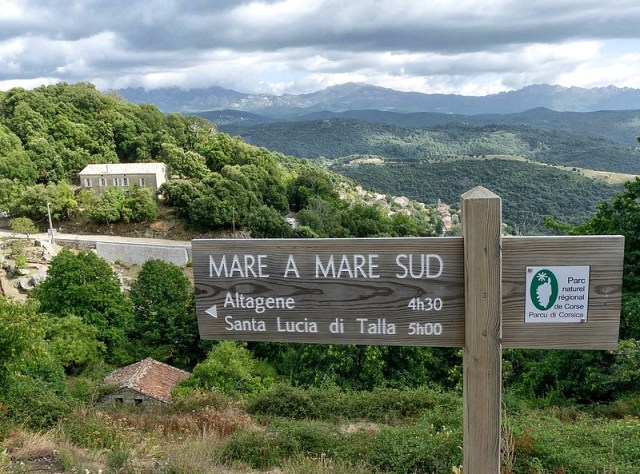 26-corsica hiking trip gr20