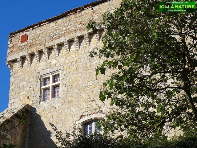 72-old castle camino ways way st james france