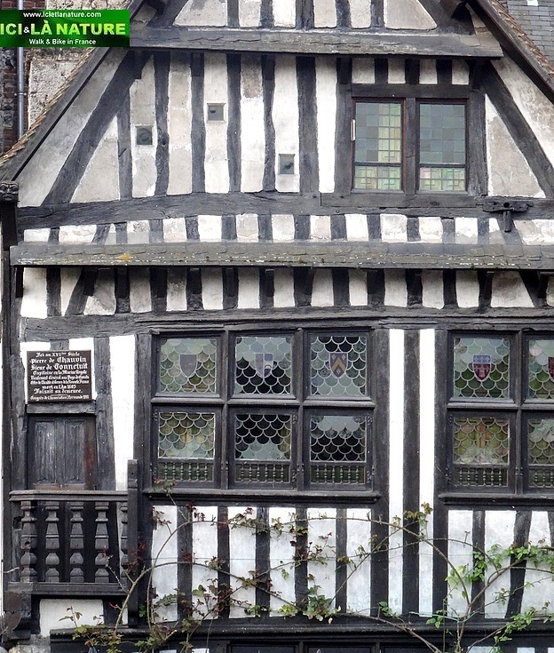 85-old house honfleur