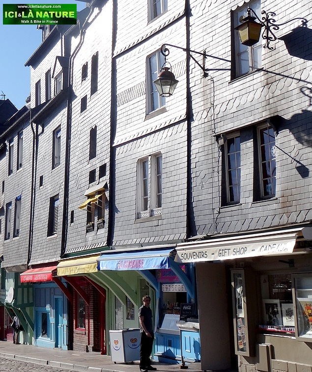 92-normandy coast honfleur
