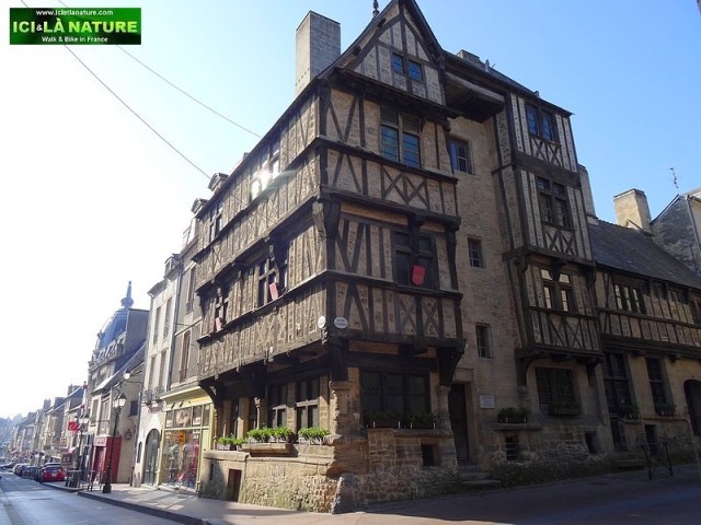 15-Normandy remembrance travel bayeux