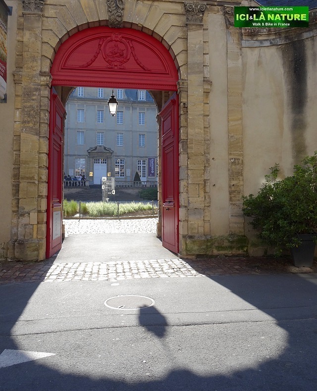 31-bayeux tapestry museum
