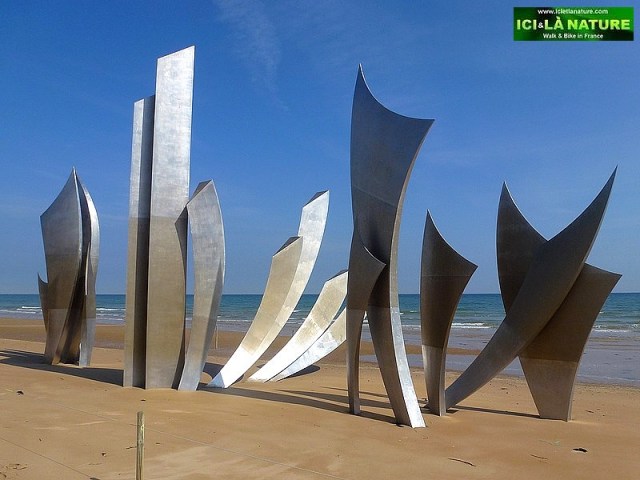 06-bloody omaha landing beach statue