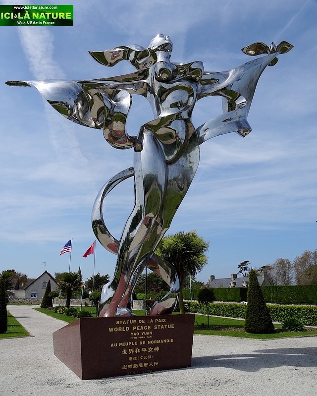 20-world peace statue grandcamp-maisy