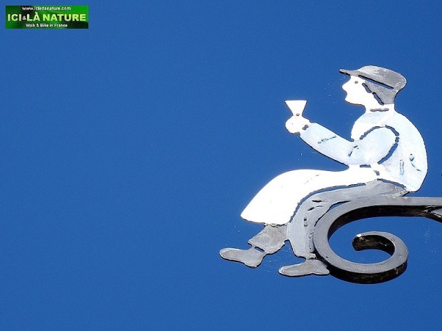 22-famous walks in france champagne