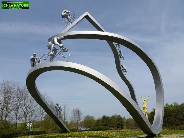 01-tour de france mountains pyrenees