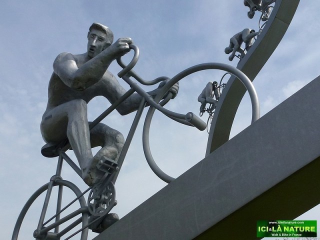 05-tour de france mountains pyrenees