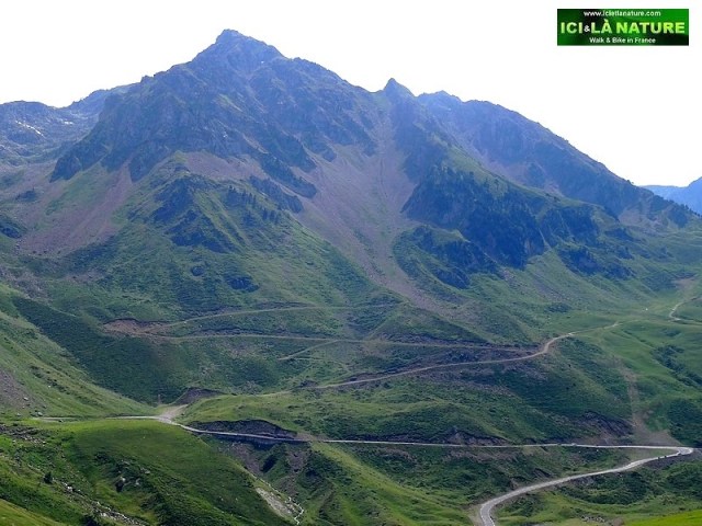 22-tour de france 2014 pyrenees mountains road tourmalet