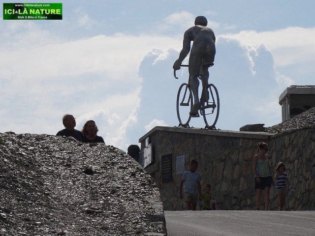 44-tour de france top tourmalet pass mountains