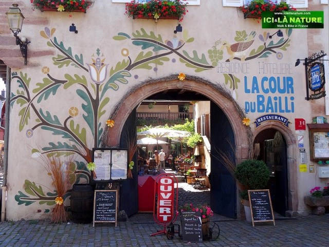 holidays, tours and trails in France