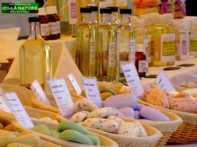 70-biking holidays provence