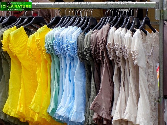 71-market provence holidays